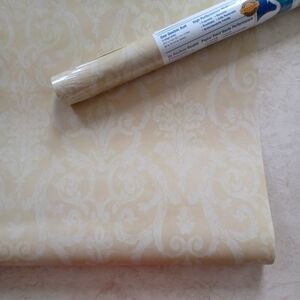 Wallpaper Tearose Damask Cream